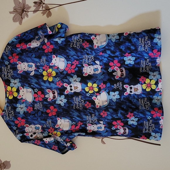 CUTE SCRUBS TOP - Picture 3 of 7